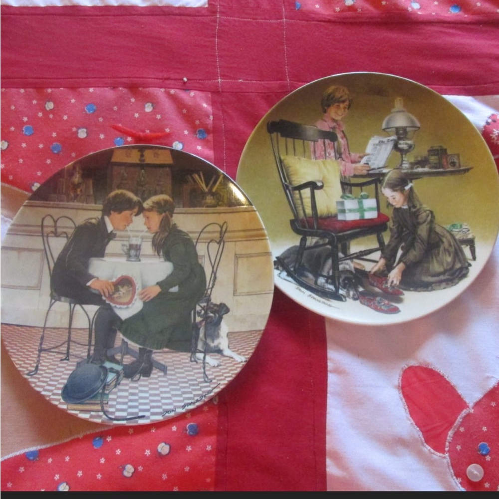 Knowles Plate Pair Valentine’s Day & Father’s Day Fine China